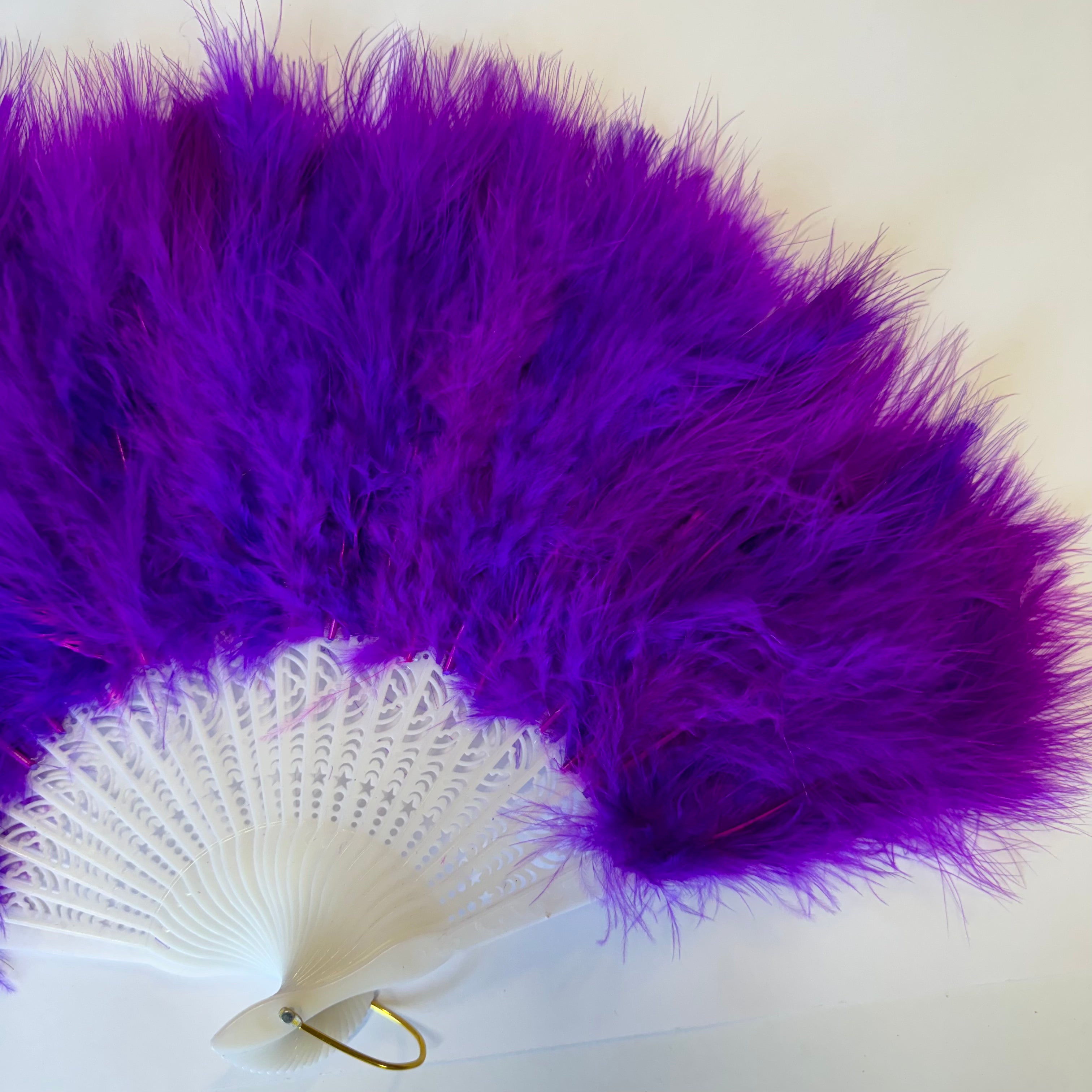Marabou Large Deluxe Dainty Feather Fan - Purple (Style 1)