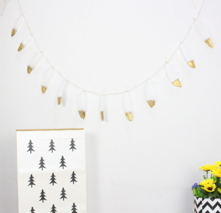 Feather Garland Wall Hanging Bunting - White Feather / Gold Glitter