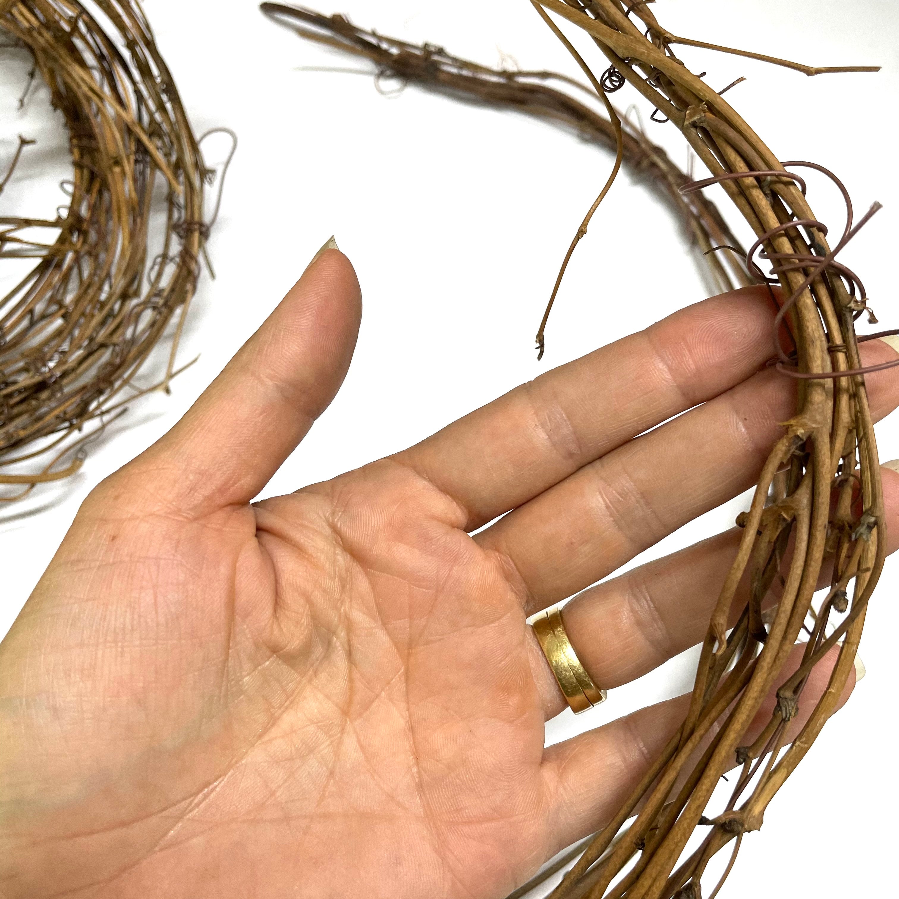 Natural Twig Grapevine Christmas Garland - 3-4 mtrs