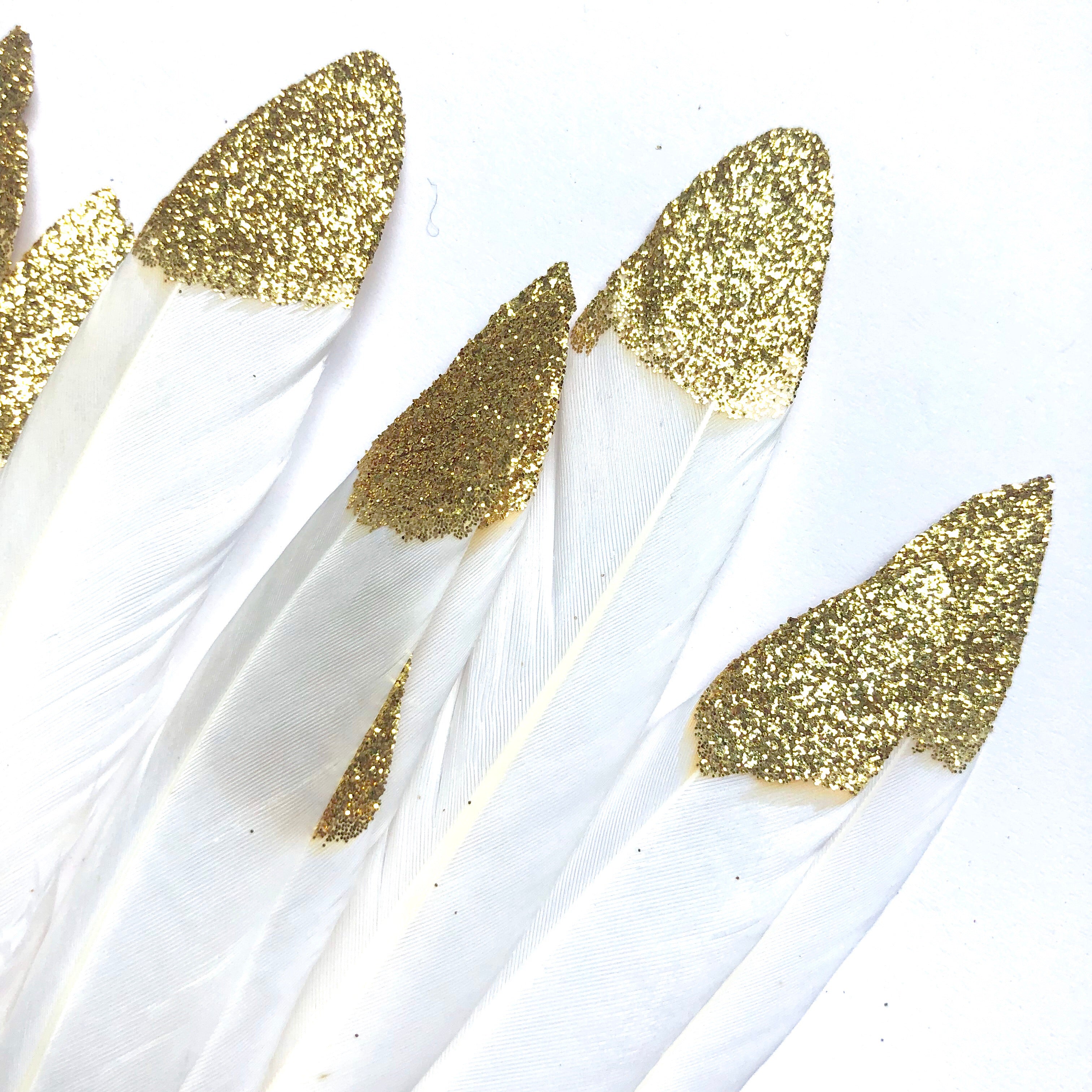 Tiny Goose Pointer Feather White Gold Glitter Tipped x 10 pcs - Style 32