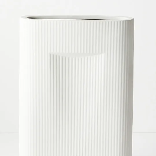 Ceramic Sable Vase (23.5cmL x 35cmH) - White