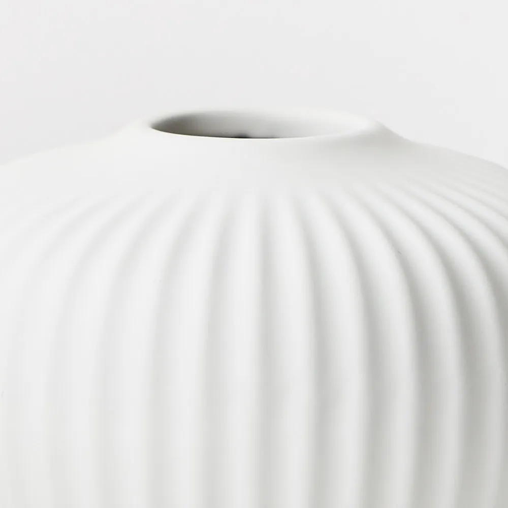 Ceramic Taza Vase (11cmH x 15cmD) - White