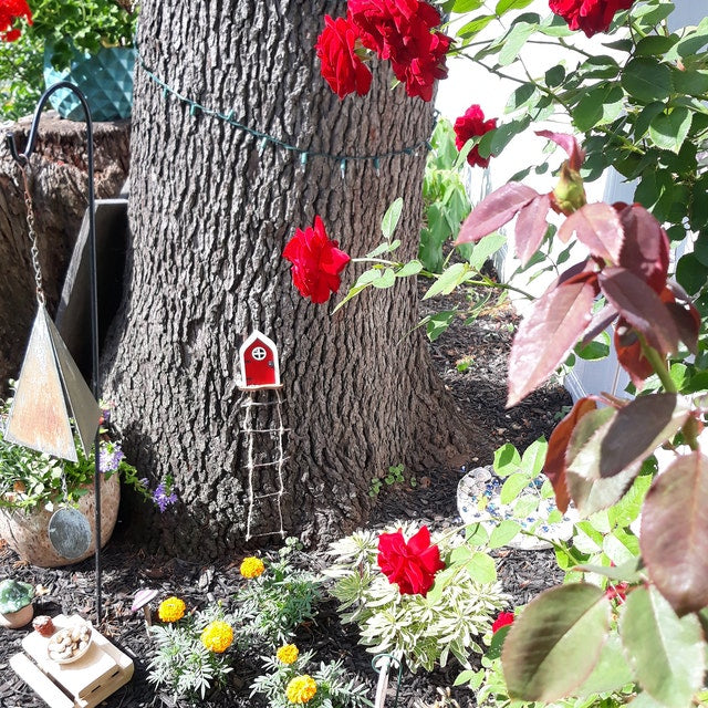 Miniature Fairy Garden Terrarium Wooden Door - Red (Style 2)
