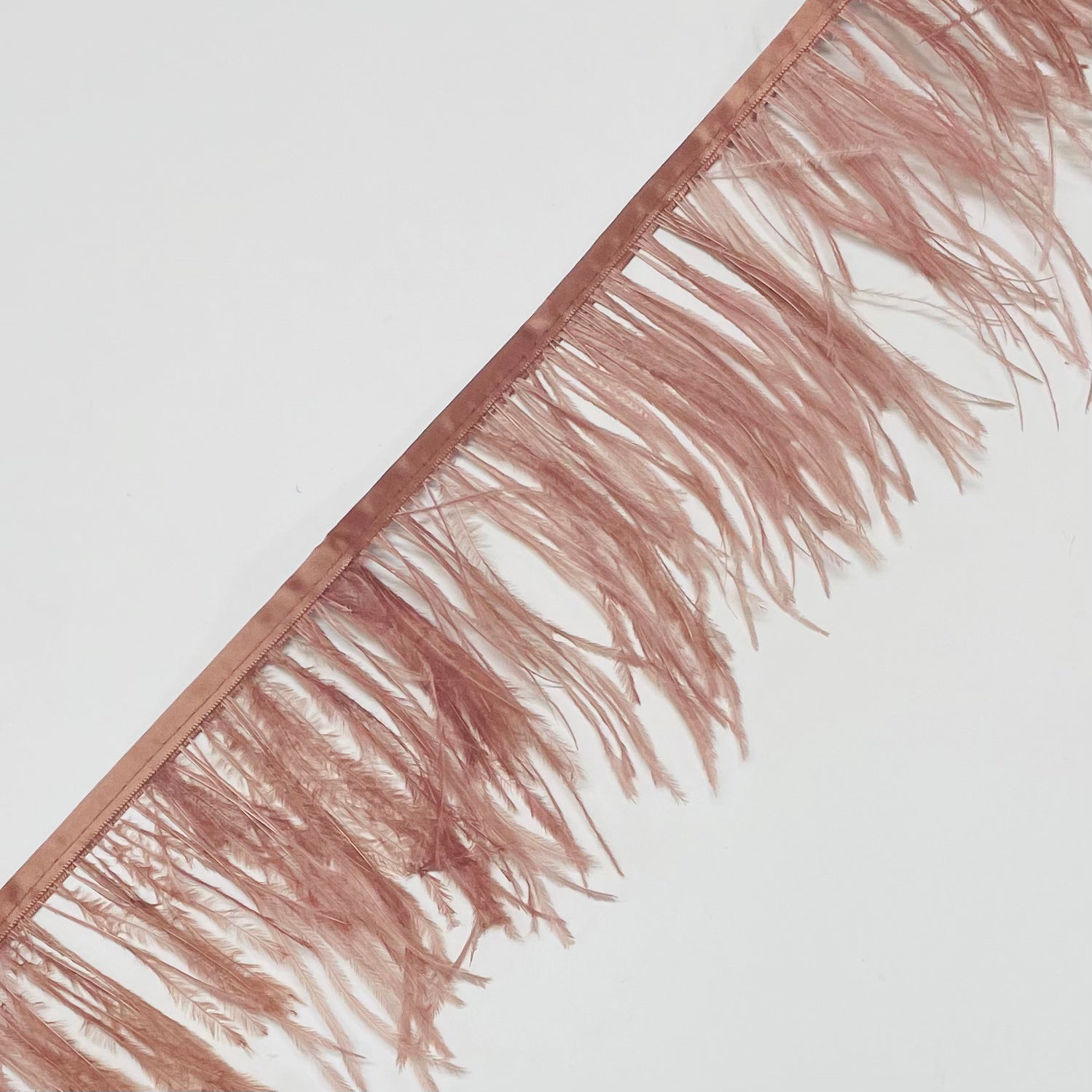 Ostrich Feathers Strung per 10cm - Vintage Pink