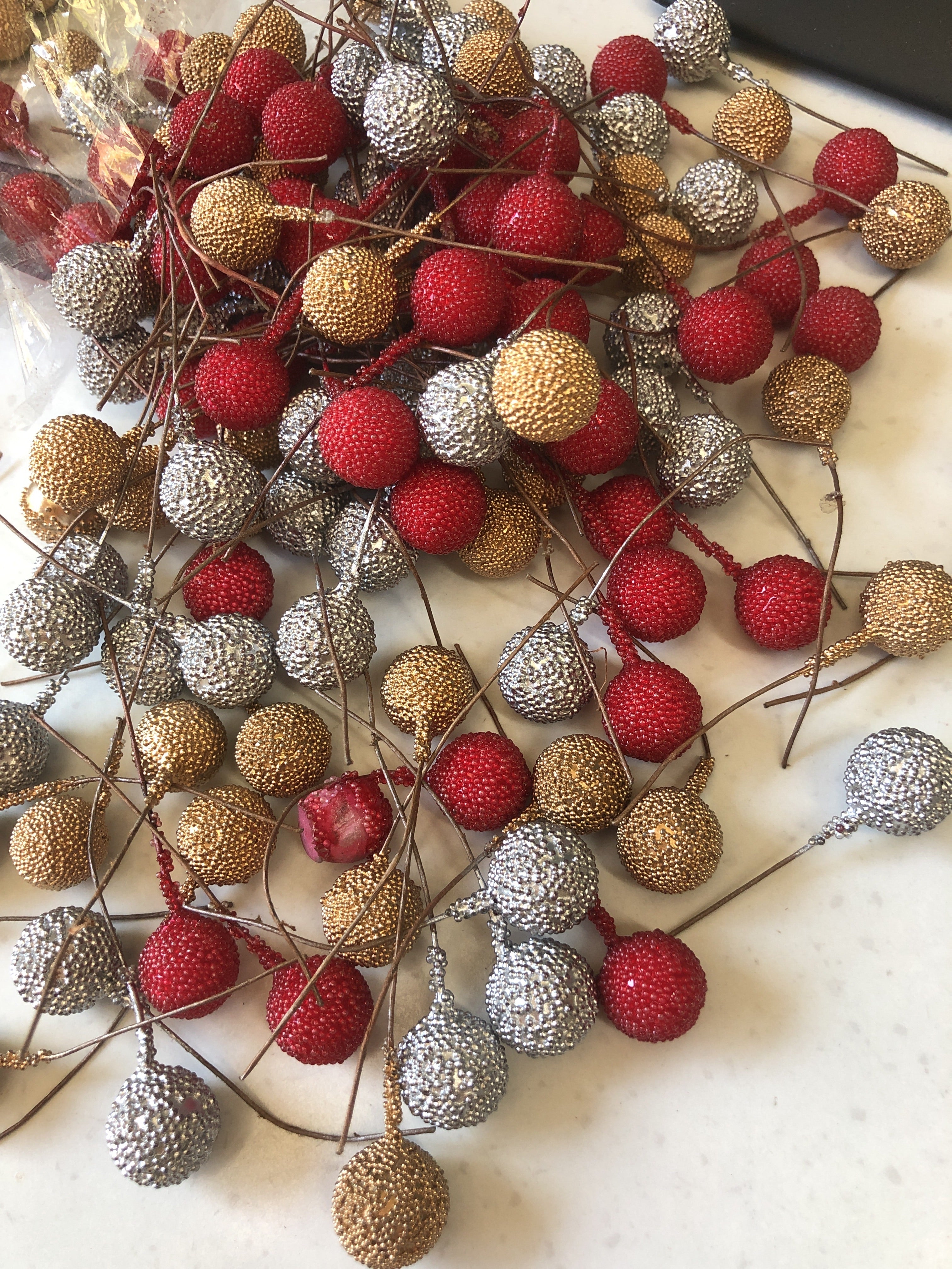 Christmas Wired Berry Fruit Picks x 20pcs - Metallic Red, Silver & Gold Mix (Style 5)